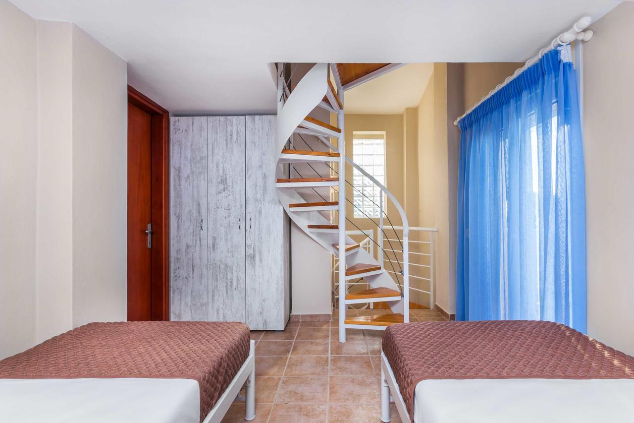 Sunset Villas Possidi Luaran gambar